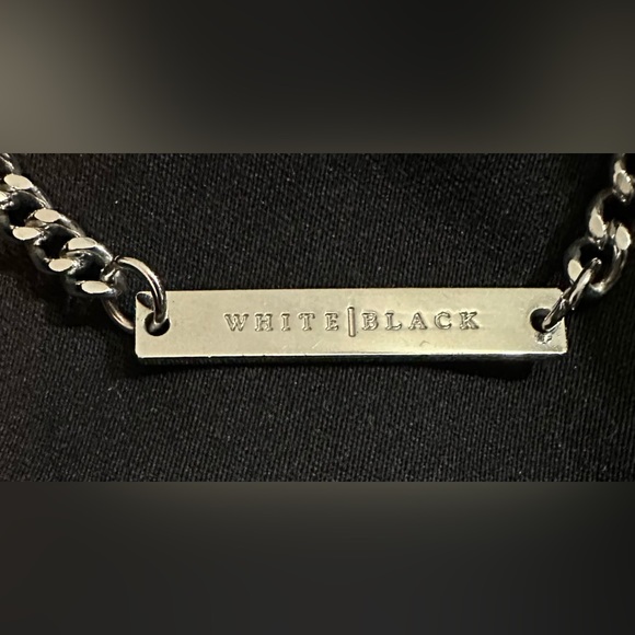 White House Black Market Structured Black Tuxedo Jacket w Back Belted Detailing - Picture 3 of 3